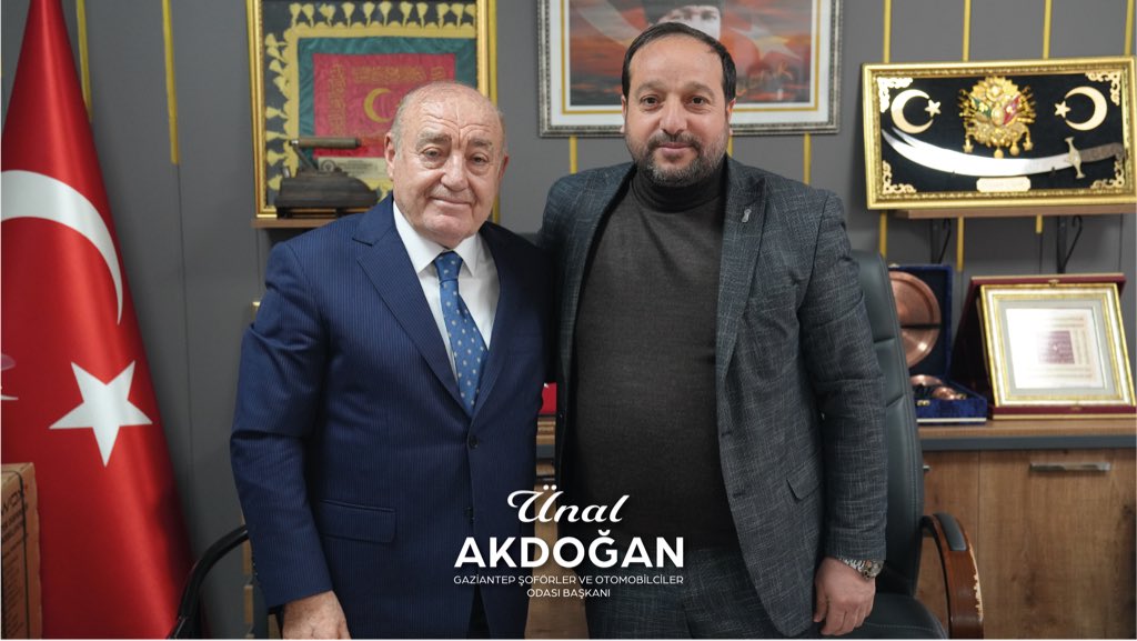 Nizip Terziler Ve Benzerleri Esnaf Ve Sanatkarlar Odası Başkanı Mehmet Karakuş Başkanımıza oda başkanlarımız ile beraber makamında hayırlı olsun ziyaretinde bulunduk.
Nazik ev sahipliği için kendisine teşekkür ederiz.