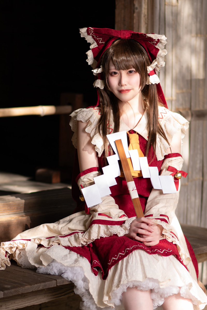 東方Project / cosplay
　博麗霊夢