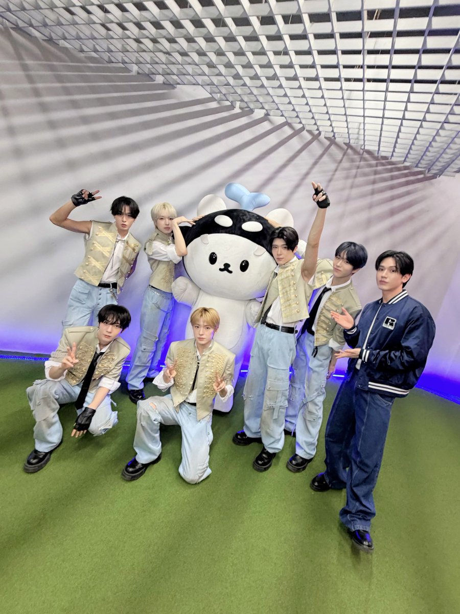 #NCTWISH with #POLCASAN #NEWWIEE