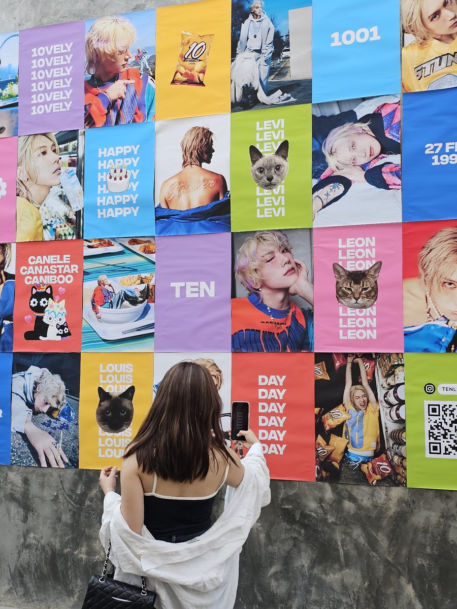 วันนี้ไปถ่าย ต่างชาติมุงถ่ายเต็มเลยเพราะมันสวยจริง บางคนถ่ายมุมกล้อง บางคนเลือกที่จะถ่าย text ในรูป นี่ปลื้มใจมากๆ ตอนแรกนึกว่ามีแต่เมนเตนล์ ป่าวค่ะ ต่างชาติมุงฉ่ำ