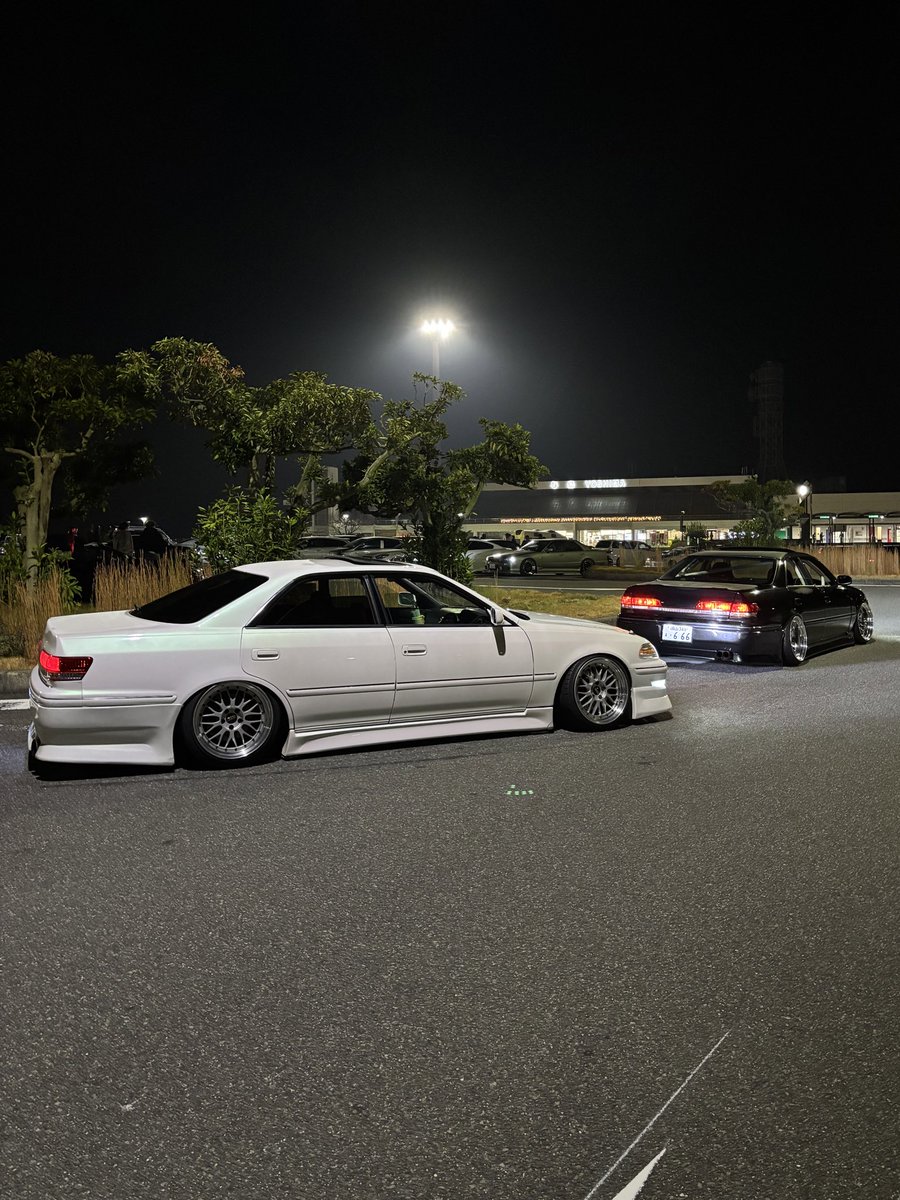 なるき tweet media