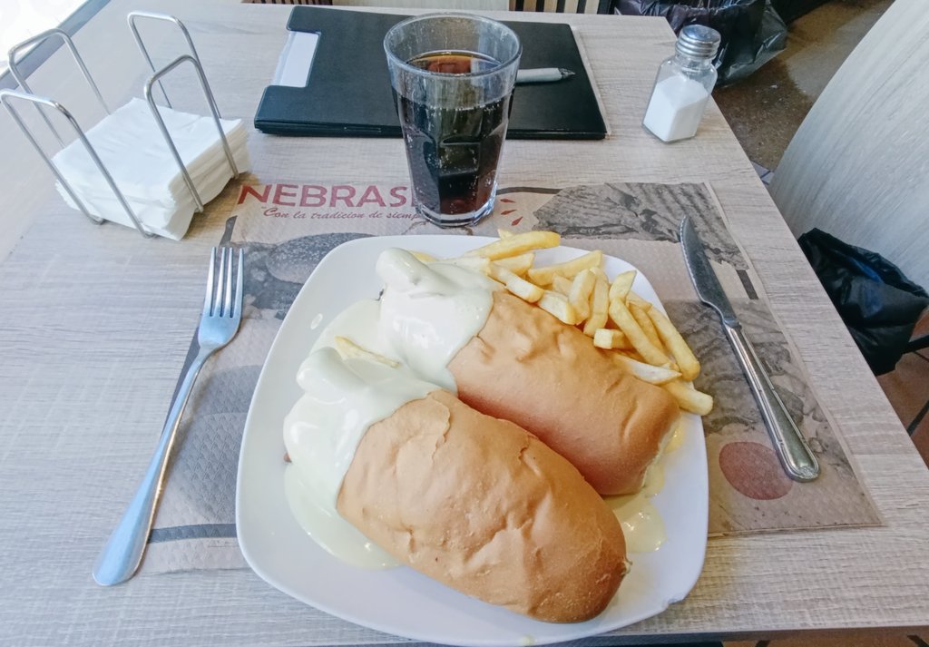 ... creo que ya sabéis dónde estoy 😏
(ya tocaba 😋)