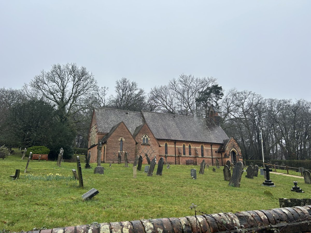 English Churches tweet media