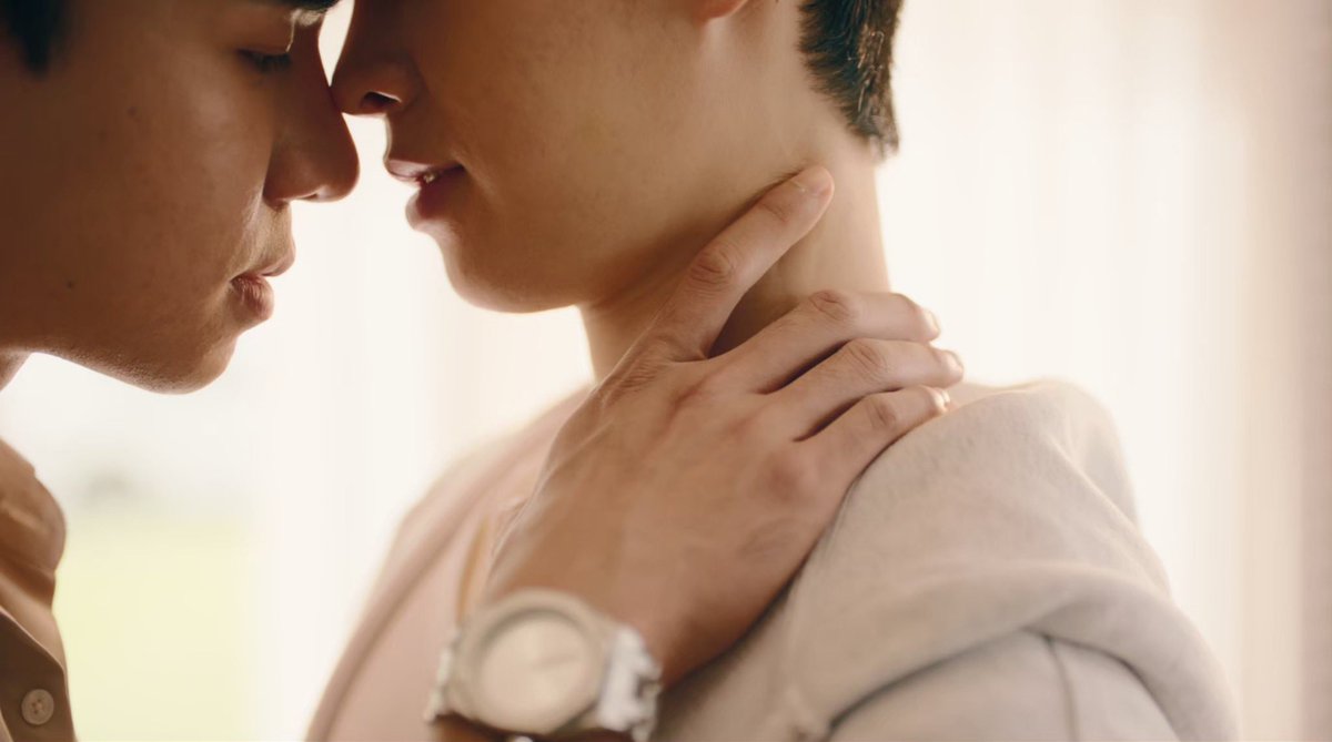 จะหาได้ที่ไหนอีก คนที่รีบบินมาหาเราตอนเราเสียใจ

The Father of Peach Lover
#PeachLoverEP5