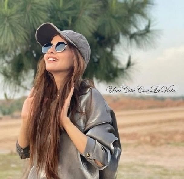 Nada es casualidad...todo llega en el momento exacto en que el alma está lista para entenderlo. Cada persona...cada silencio...cada cambio inesperado tiene un propósito más grande del que imaginas. A veces la vida no responde como esperas...pero siempre acomoda lo que debe estar