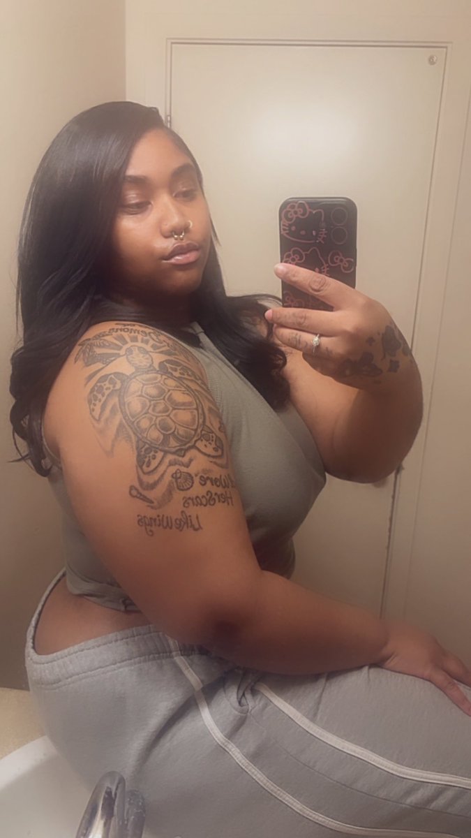 lex_dondada01's tweet photo. Hey There 🥴 https://t.co/usKHzOCOMp