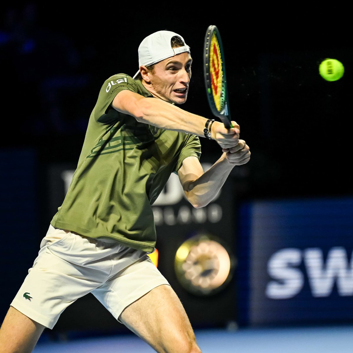 ParisRMC's tweet photo. 🔥🎾 Les #pronos #ATP et #WTA d'@ericsalliot :
▶️ #Humbert 🇫🇷 bat #Marozsan 🇭🇺 (1.58)
▶️ #Bergs 🇧🇪 bat #Mpetshi 🇫🇷 (1.52)
▶️ #Paul 🇺🇸 bat #Moutet 🇫🇷 (1.30)
▶️ #Paolini 🇮🇹 bat #Eala 🇵🇭 (1.48)
▶️ Total : 4.62
Podcast à 🎧 ici : https://t.co/hJ8TZL57Wy https://t.co/jnavKgii1a