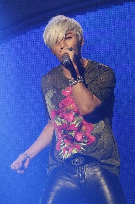 dsch1ve's tweet photo. 팔 뚝 🫣 https://t.co/RZZiHyjsSH