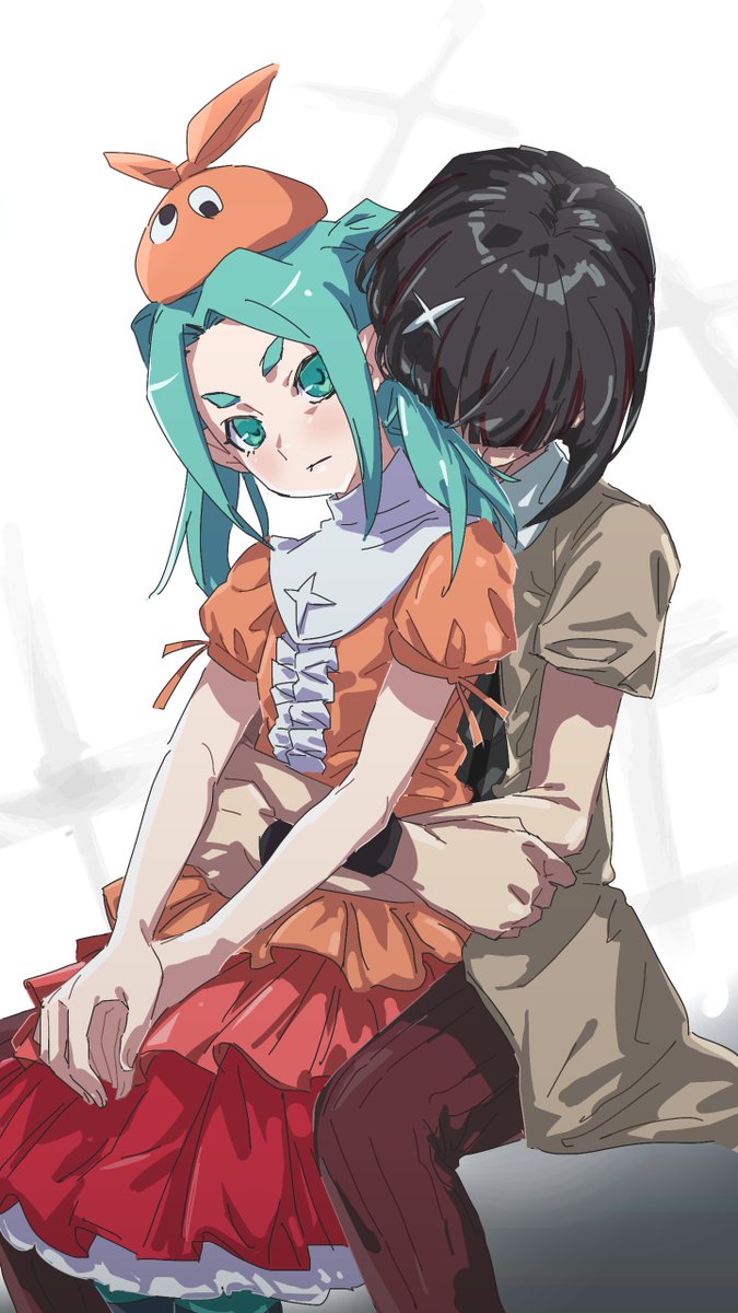 mitsuya_fn57's tweet image. 斧乃木ちゃんを抱きしめる影縫さん