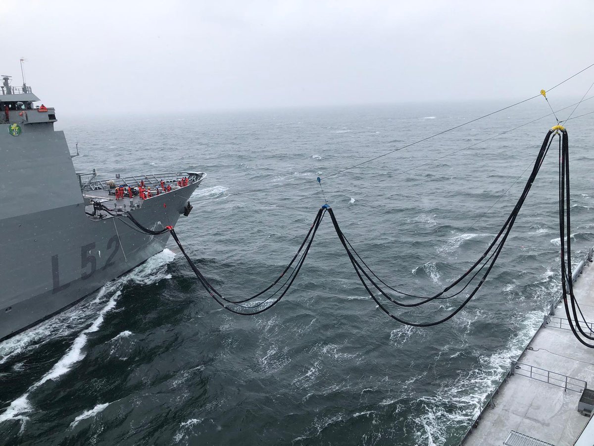 tcsavunma's tweet image. 🗓️16 Şubat 2026

🇹🇷TCG Derya denizde ikmal muharebe destek gemisi ile İspanya Deniz Kuvvetlerine ait 🇪🇸ESPS Almirante Juan de Borbon ve 🇪🇸ESPS Castilla arasında “Denizde Akaryakıt İkmali” eğitimleri yapıldı. 🌊 ⚓ 

🗓️16 February 2026

Replenishment at Sea training was conducted