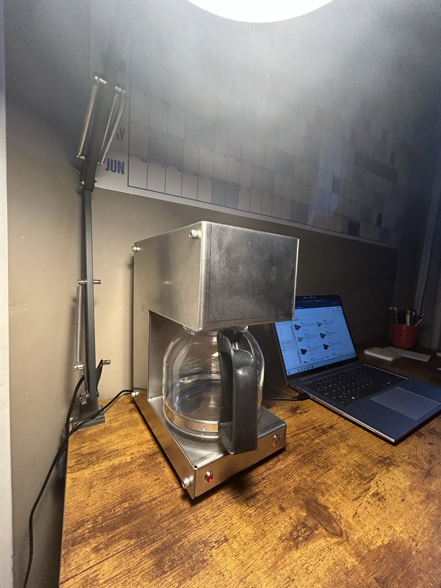 forestmanjohn's tweet image. 3 months ago, I quit my job to chase a dream: to build an affordable, convenient, plastic-free coffee maker.

Grateful for everyone who has reserved ❤️

puresteelco.com