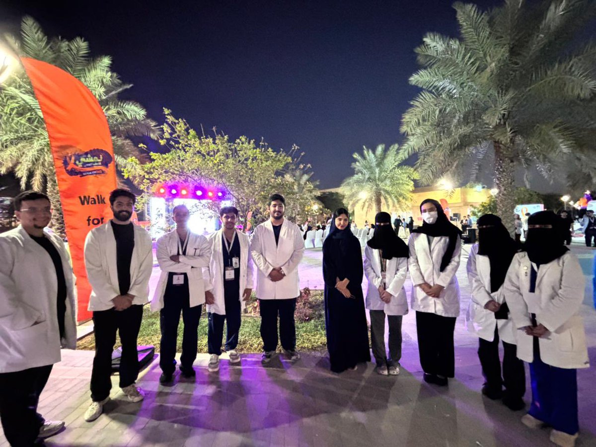 OfficialSICinit's tweet image. شارك نادي المهتمين بطب الأعصاب في فعالية #نمشي_للتصلب_اللويحي المقامة في مستشفى الملك فيصل التخصصي ومركز الأبحاث، ممثلًا جامعة الملك سعود بن عبدالعزيز للعلوم الصحية في أحد أكبر الأحداث الداعمة لمرضى التصلب اللويحي.

وتمحور الركن التوعوي لهذا العام حول أحد أهم الجوانب في حياة…