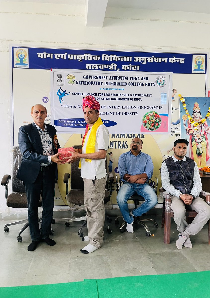gaynckota's tweet photo. Day 1 | National Conference & 7-Day Obesity Research Initiative
The program commenced on a divine note with the sacred Aarti of Lord Dhanwantari, seeking blessings for knowledge and successful research.
Our esteemed guests were warmly welcomed. #Day1 #CCRYN #ministryofayush https://t.co/TDTJUgqIqa