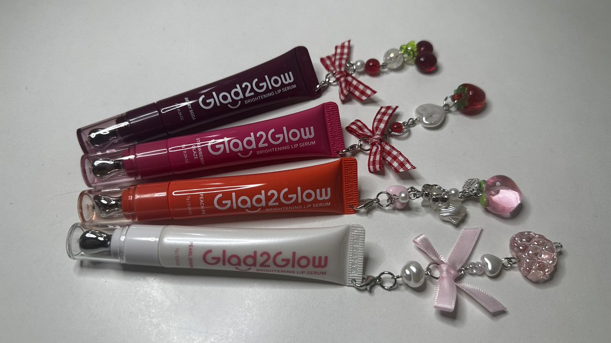 Cotton_Candiie's tweet photo. 10vely รีหน่อย แจกลิปเซรั่ม 4 สีให้ 1 คน ที่จะแจกคือของใหม่นะ ยังไม่แกะ รูปซ้ายคือแกะแล้ว ใช้เอง ชอบ

💜 10vely only
💜 follower only เช่นกัน

สุ่มวัน พฤ 19/2
ส่งวัน ศ 20/2 https://t.co/oaoo1ytxfz