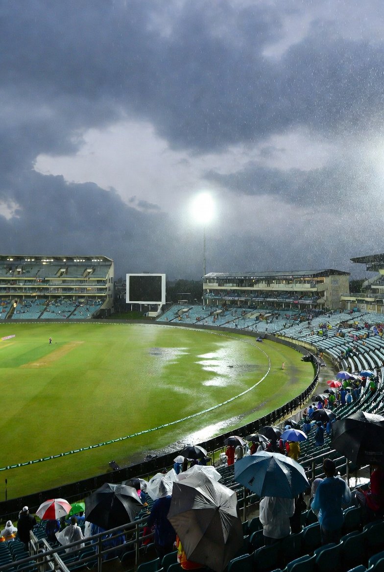 sachinagra5's tweet photo. Ireland vs Zimbabwe Match Update❤️❤️
Match Cancled due to rain🌨️🌨️⛈️

बारिश की वजह से मैच नहीं हुआ 
और जिम्बाब्बे को एक प्वाइंट मिला और वो  Super-8 की रेस की रेस मे प्रवेश कर गया।

#IREvsZIM #T20WorldCup   #JioHotstar #TeamZimbabwe #zimbabwe #ZIMvsIRE #Super8 #Australia https://t.co/2B0RuGL7FW