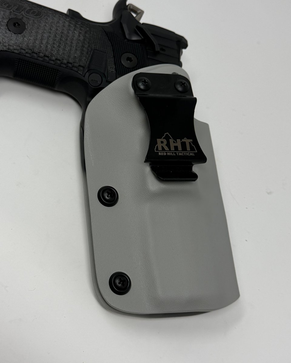 RedHillTactical's tweet photo. Sig p211 holsters ready to ship. 

 #365xl #sigsauer #spectre #sig #2a #appendixcarry #trueprescision #ccw #threaded #threadedbarrel #offdutycarry #specter #synergyfirearms #edc #nraam #sigsauerp #fifty #sigsauerusa #everydaycarry #appendixholster #training #mancave https://t.co/t8yvExrUj0