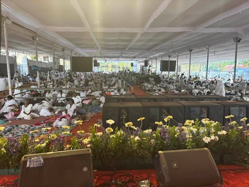 केरल के पथनमथिट्टा जिले में….
पॉइकायिल श्रीकुमार गुरुदेवन जी का जयंती कार्यक्रम।

मा॰ बहन जी जिंदाबाद 
मा॰ आनंद कुमार जी जिंदाबाद 
मा॰आकाश आनंद जी जिंदाबाद 
पाँचवी बार बसपा सरकार 
जय भीम जय भारत जय कांशीराम जय बसपा।
