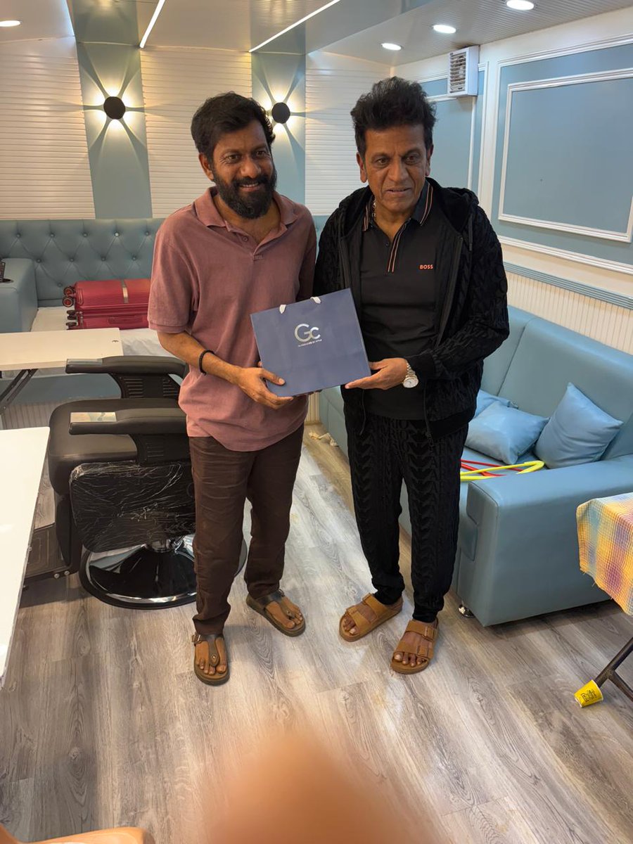 Birthday Wishes to #BuchiBabuSana From #Shivanna ❤️

#DrShivarajkumar #Ramcharan #Peddi #ShivaSainya

<a href="/NimmaShivanna/">DrShivaRajkumar</a> ❤️❤️❤️ <a href="/AlwaysRamCharan/">Ram Charan</a> <a href="/BuchiBabuSana/">BuchiBabuSana</a> <a href="/MythriOfficial/">Mythri Movie Makers</a> <a href="/ShivaSainya/">ShivaSainya</a>