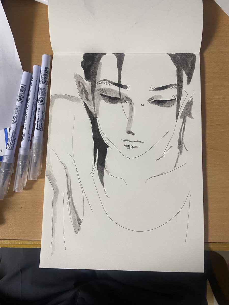 𝙴𝚕𝚕𝚒𝚎 tweet media