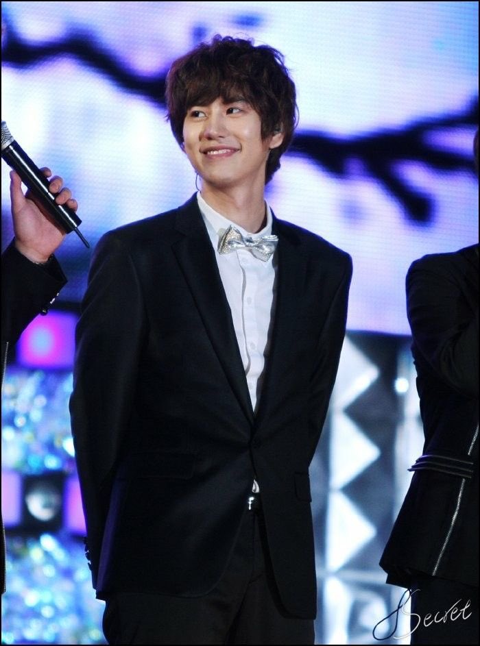 KYUHYUN PICS! 🐶🐧💙 tweet media
