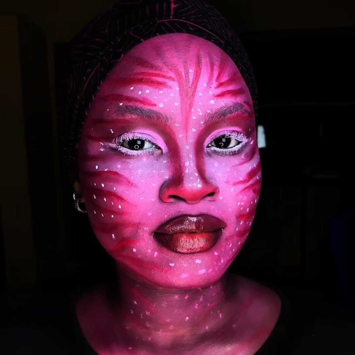 presidentzeezee's tweet photo. Hi, I’m zee a makeup artist specialized in editorial,paintings,beauty,SFX,creative makeup. Please support my craft💗 https://t.co/VQGVeRSEnI