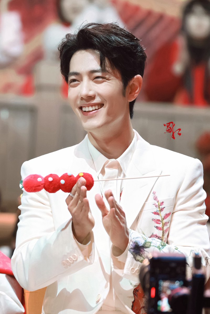 จะบ้าาาา ไม่โอเคมากๆ หัวใจเด็กสาวทำงานหนักมากตอนนี้ 😭😭

MAGICAL XIAO ZHAN ON BRTV

#XiaoZhanYearAfterYear 
#BRTVFestivalStarXiaoZhan