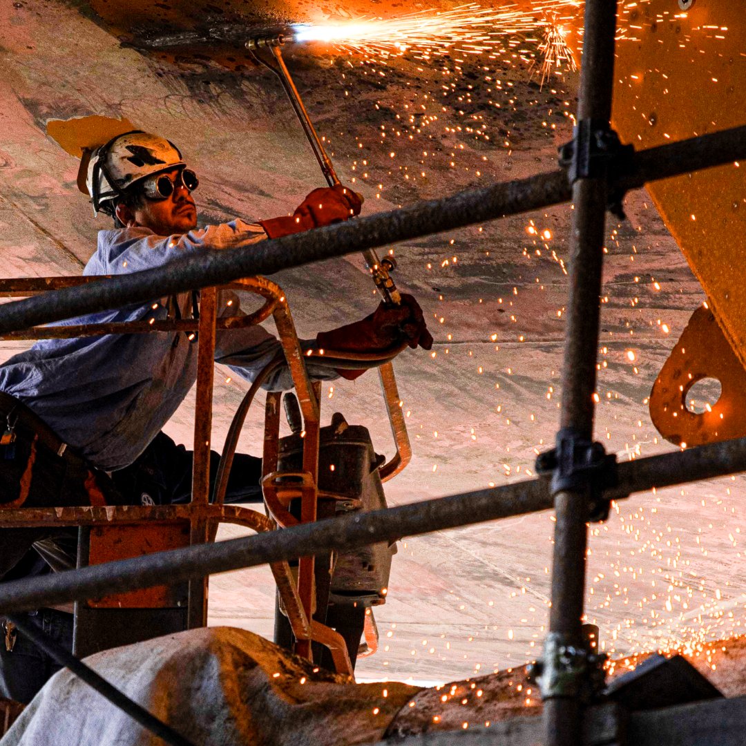 Build Submarines tweet media