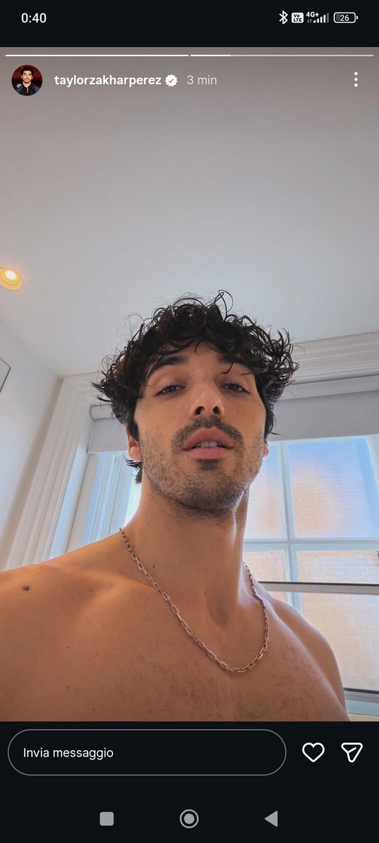 I'm just obsessed with his bunny teeth he knows exactly what he's doing I hate him (jk)