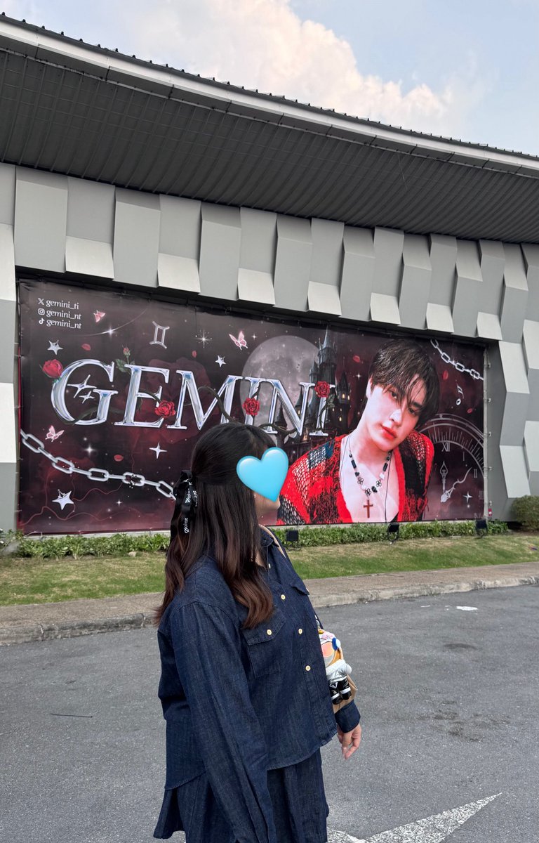 BBbb_ML's tweet photo. โปรเจคจึ้งสุบๆ ต้องเหลียวหลังมามองเลยอ่ะค้าบบบ ♥️♥️✨

#GeminiProjectTH
#RISERCONCERT
#Gemini_NT #เจมีไนน์ https://t.co/XokZ8Jilt1