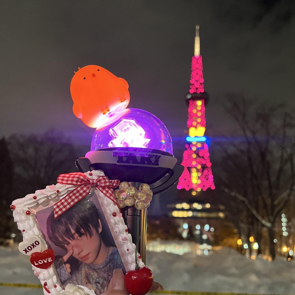 マキもついに！20歳！！！
おめでとーーー！！！🐶🩷

今年も北海道でもお祝いできて嬉しい🗼✨
そして年々北海道のLUNÉが増えてること実感して感動した🥺

#MAKI_LightUP_inSAPPORO
#MAKI_20th_ライトアップ2026
#HAPPY_MAKI_DAY