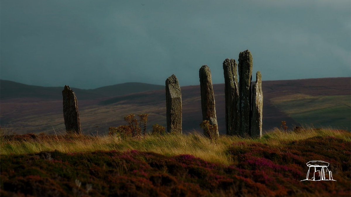 graenwulf's tweet image. The Ring of Brodgar! Britains 3rd largest henge, and one of its most atmospheric. Surrounded by the beautiful landscape of Orkney, this ancient structure sat at the heart of a busy Neolithic ceremonial landscape.

#neolithic #bronzeage #AncientHistory