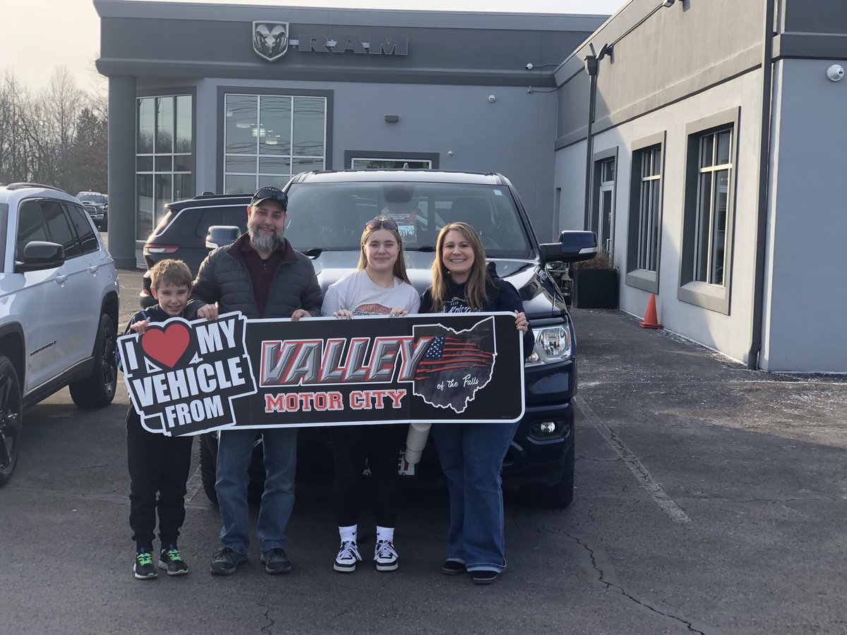 Valley Motor City tweet media