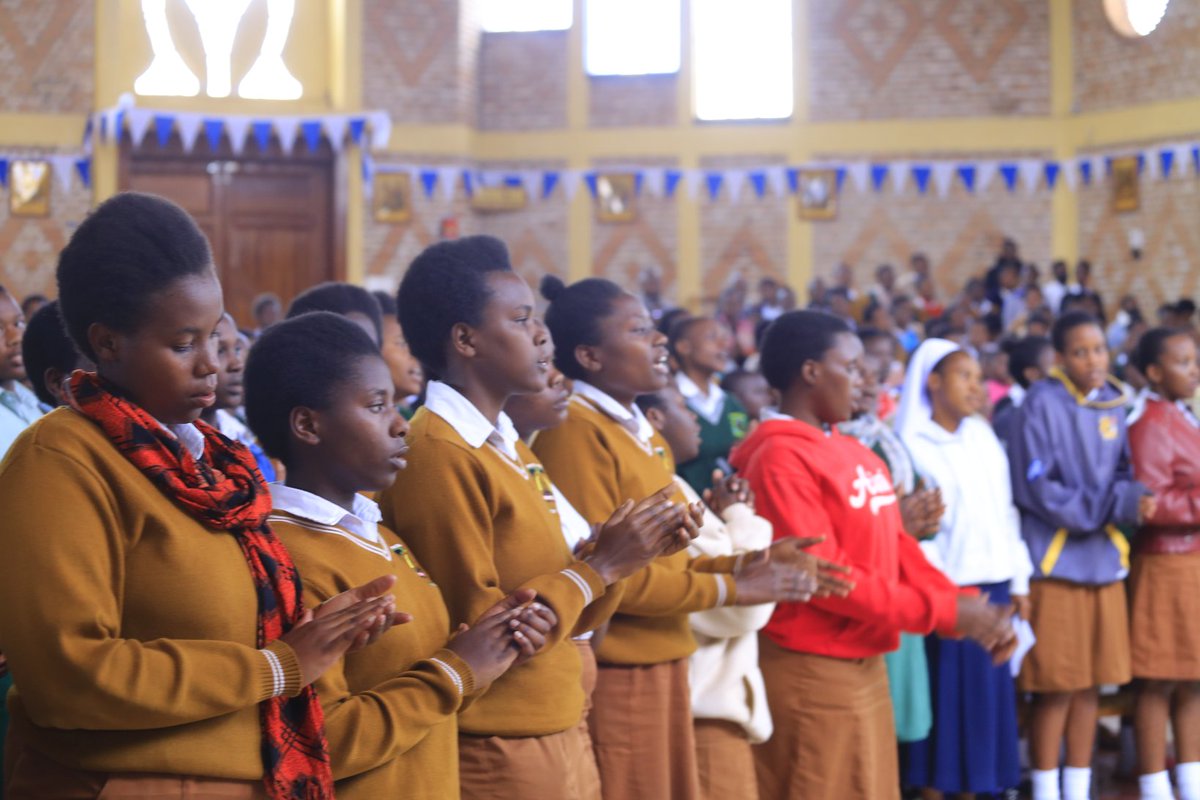 ImmacHeartGirls's tweet image. As we prepare to enter into the Holy season of Lent, may our hearts be renewed with repentance, prayer, and sincere devotion. May this sacred time draw us closer to God and fill our lives with His peace, mercy, and unfailing love. 
#PrepareNow
#Excelsior