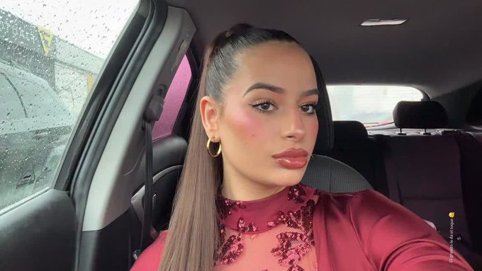 Lo más bonito de todo esto es que te seguimos apoyando porque sigues siendo la misma persona que entró en GH 💙.
Natural, cariñosa, graciosa, bella...
Has recuperado el brillo de los ojos 100% da gusto verte así 😘😘 <a href="/lauravgalera03/">Laura GH19</a> #SiempreContigoLau