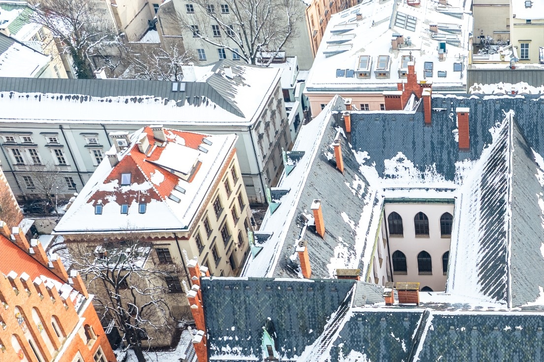 JagiellonskiUni's tweet photo. Koniec przerwy semestralnej; przed nami zimowa sesja poprawkowa. Powodzenia w waszych zmaganiach!

📷 A. Koprowski https://t.co/vJYiqcxjn8