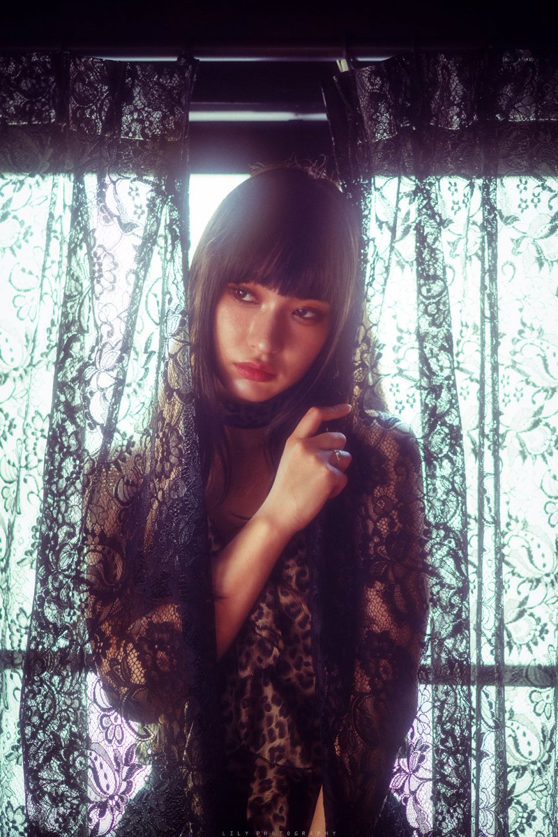 ◸
触れれば、光として消える輪郭
◺
<a href="/arichan_photomo/">ありちゃん@PHOTOMO</a> <a href="/PHOTOMO_labory/">PHOTOMO 撮影会</a>
#lilyphotography #portrait