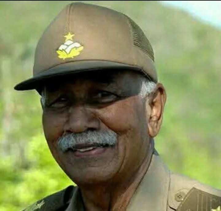 Aniversario 99 del natalicio de un héroe, el genuino y corajudo grito:.. AQUÍ NO SE RINDE NADIE .... de Juan Almeida Bosque, resuena en el pueblo de #Cuba #PinardelRío #CubaViveEnSuHistoria.