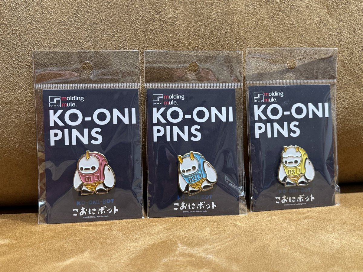 ちいさいBC-1はホントに小さい！
ソフビの手に乗るくらいでとても良いサイズ😆

POPUP初日はもじゃつのくんのピンズだけ購入したけど、他も欲しくなって揃えてしまった🙌

#BC1