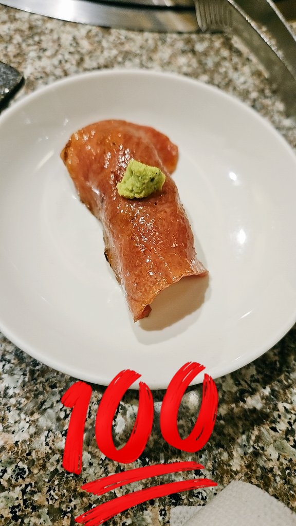 123Megumo's tweet photo. すんごい日だた💦初めまして 高級焼肉❤️‍🔥
美味しかったけど 話は だいぶ ディープ🫠
ある意味 忘れられない日になりました✨
ご馳走様でした*_ _) https://t.co/aWH3tK8KG1