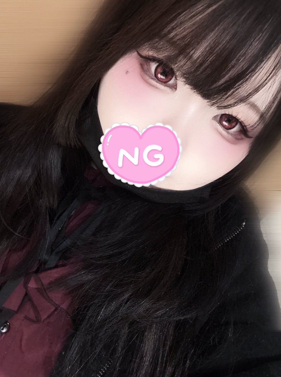 かやの tweet media