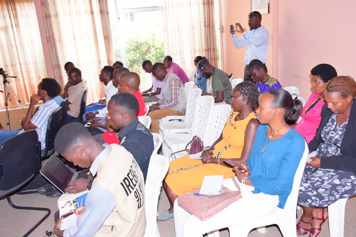 CEPID_Burundi's tweet photo. #CEPID a rendu public le rapport sur le paysage médiatique du Burundi en 2025. Cette activité a eu lieu le 10 février 2026 à #Bujumbura à travers une conférence de presse. https://t.co/FBSRaUqijA