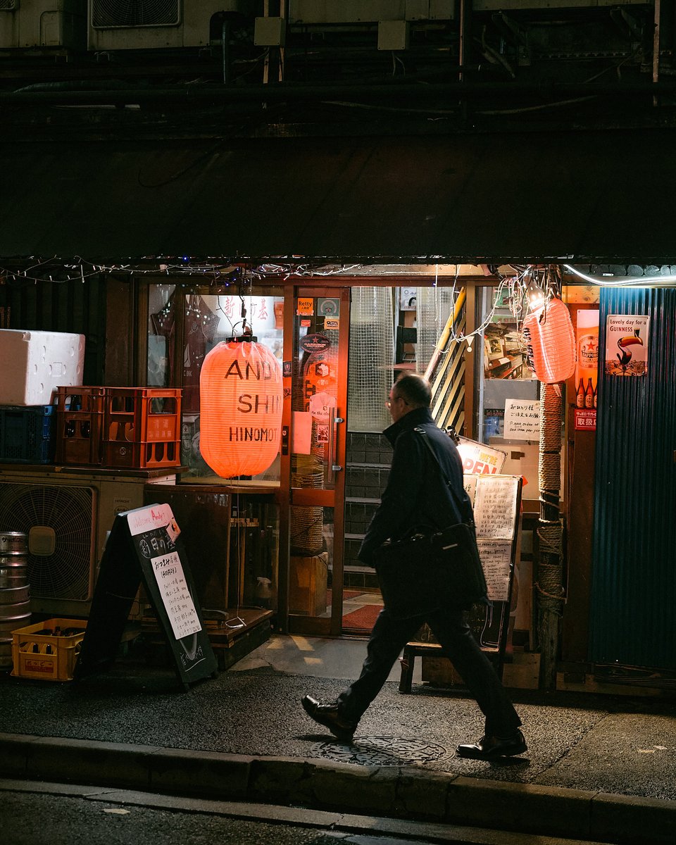 ficklog's tweet photo. 銀座ー有楽町さんぽ #streetphotography #sigmabf #散歩スナップ #sigma https://t.co/7G0dlSehea