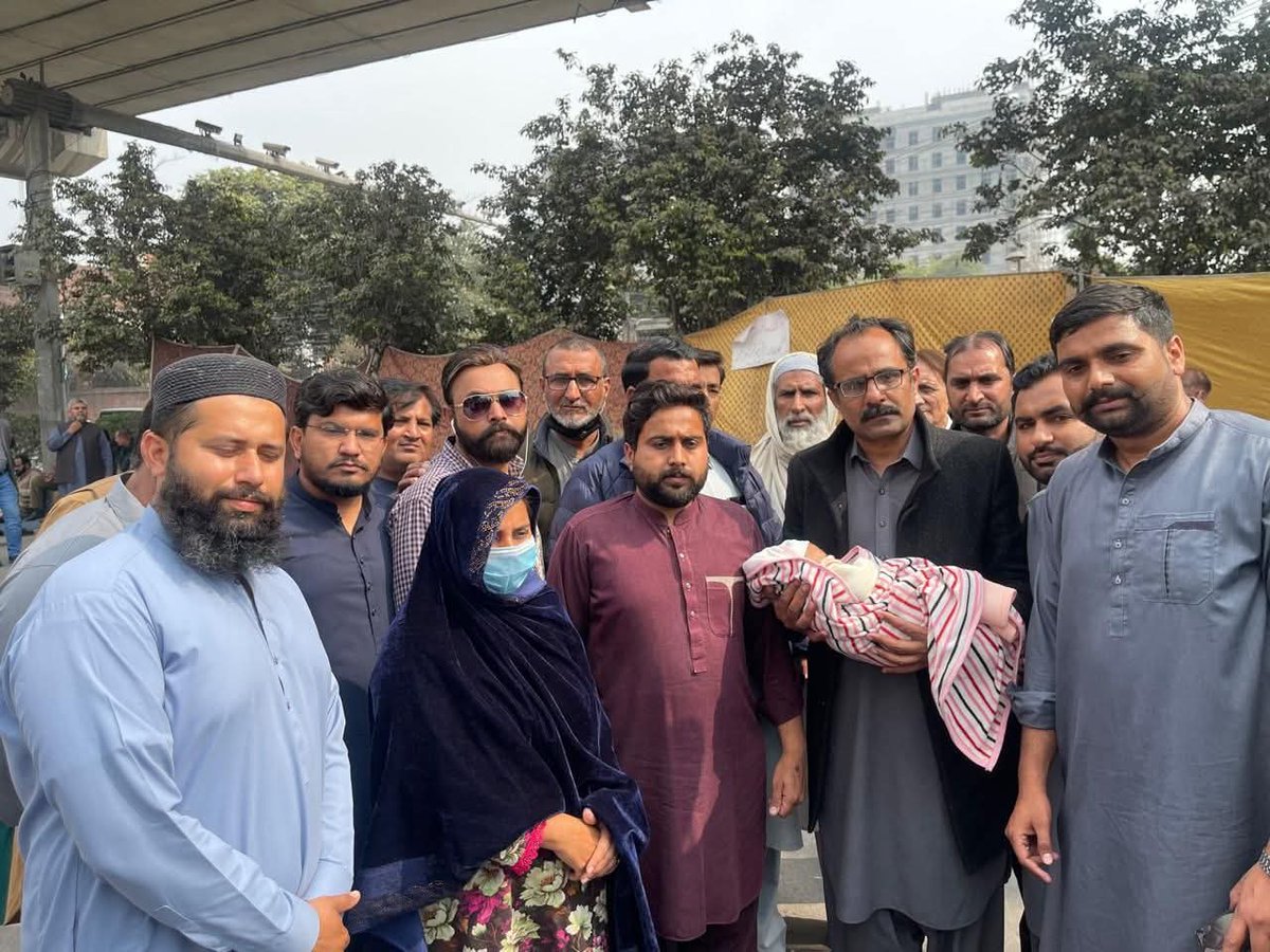 Raza 🇵🇰💚 tweet media