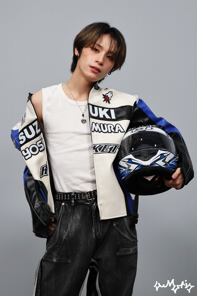 260104 스타라이크뮤직 お誕生日おめでとう💛 #XLOV #엑스러브