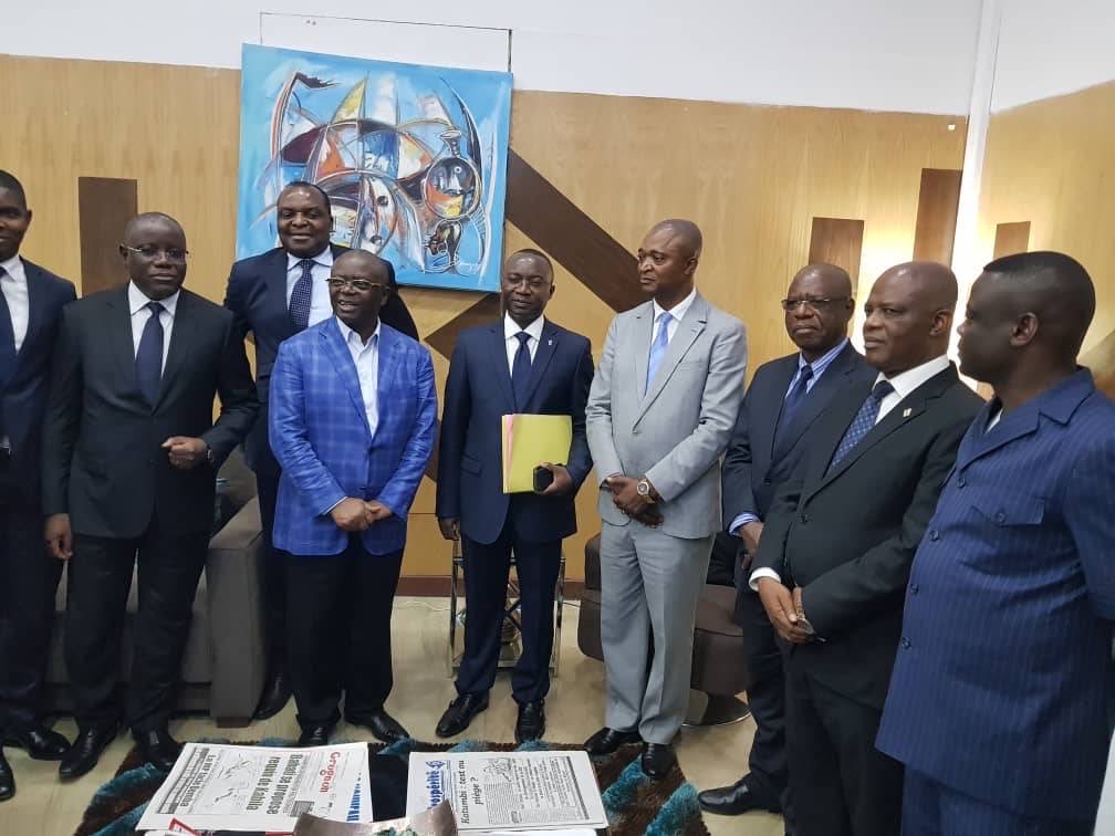 RiffEneli's tweet image. Il est déplorable de constater qu'un grand parti politique tel que le PPRD n'est pas en mesure de mobiliser ne serait-ce qu'une centaine de personnes pour exprimer leur opposition à un régime qui a emprisonné leurs dirigeants sans raisons valables.