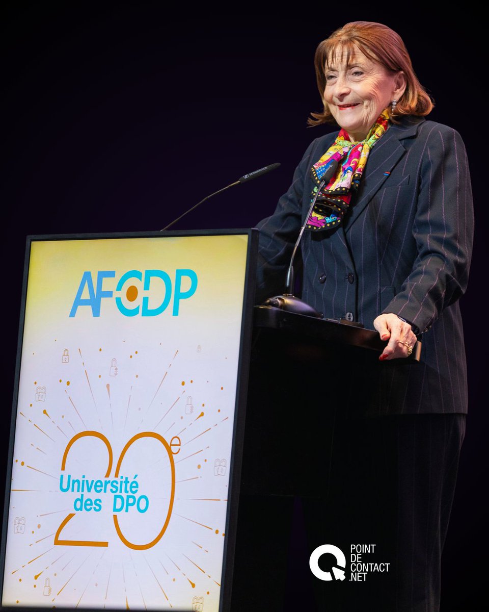 Point de Contact tweet media