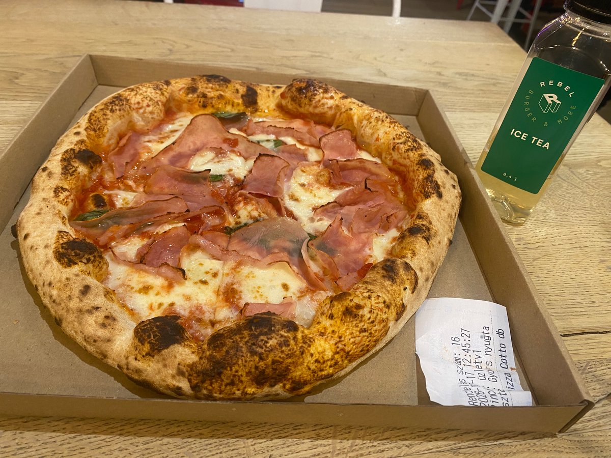 יש פיצרייה בבאר שבע שבמשך שנים מכרה פיצה עם שינקין, חלום. בגלל ההדתה שקורית בעיר הסניף נהפך לכשר. כמה חיכיתי לפיצה כזאת אני בדודה של מלאאאא זמןןןן.