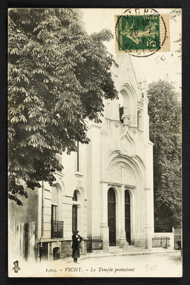 VilleDeVichy's tweet photo. [#TempleProtestant] ⛪𝐔𝐧 𝐬𝐲𝐦𝐛𝐨𝐥𝐞 𝐝𝐞 𝐥𝐚 𝐝𝐢𝐯𝐞𝐫𝐬𝐢𝐭𝐞́ 𝐜𝐮𝐥𝐭𝐮𝐫𝐞𝐥𝐥𝐞 
⛪ Construit entre 1912 et 1914 par Samuel Henriquet, le temple protestant de Vichy adopte un rare style néo-gothique anglais et témoigne de la diversité culturelle de la ville thermale. https://t.co/eVT7KW4PRm
