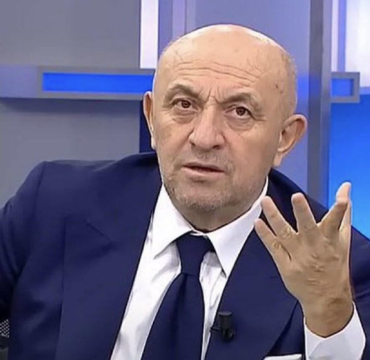 Erkek yazısını görür görmez benim min mimikler

x.com/onedio/status/…