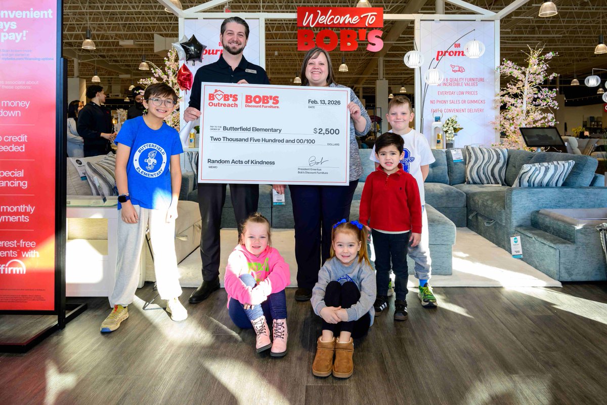 Bob’s Discount Furniture tweet media